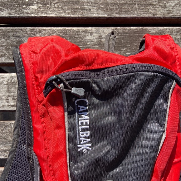 Camelback Rogue Hydration backpack - Picture 3 of 3